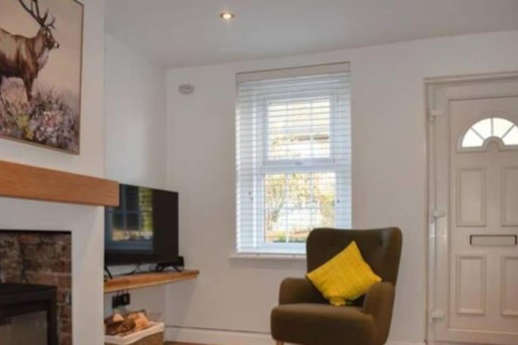 Beautiful Renovated Cottage In Mersham Ashford Kent Экстерьер фото